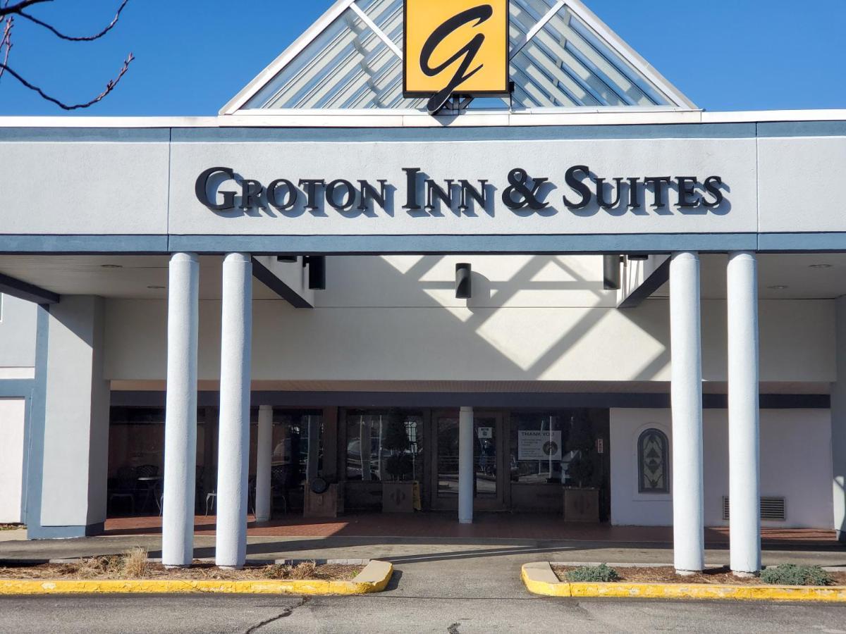 Groton Inn & Suites Exterior foto