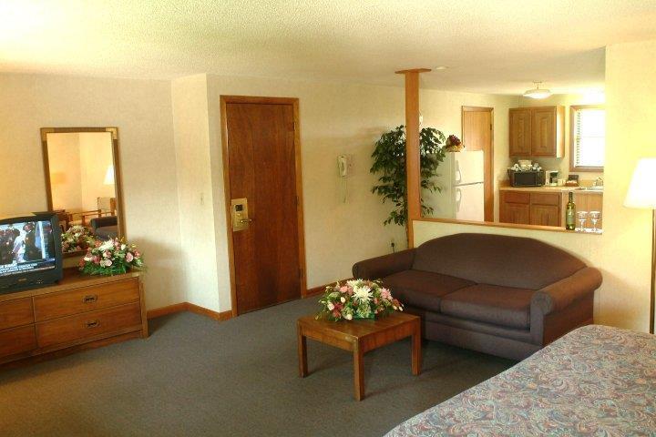 Groton Inn & Suites Habitación foto